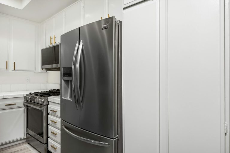 GE GSE25GSHSS Refrigerator — specifications and repair